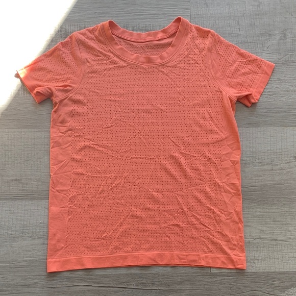 lululemon athletica Tops - lululemon athletica Coral Short Sleeve Tee